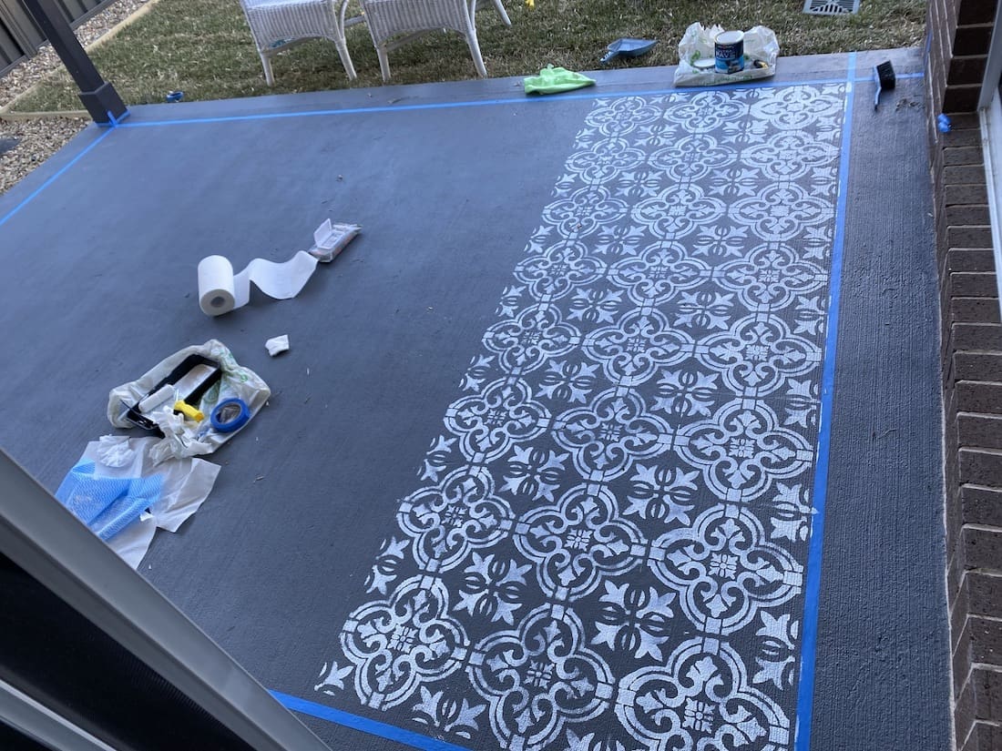 Alfresco floor detailing _ easy budget alfresco makeover