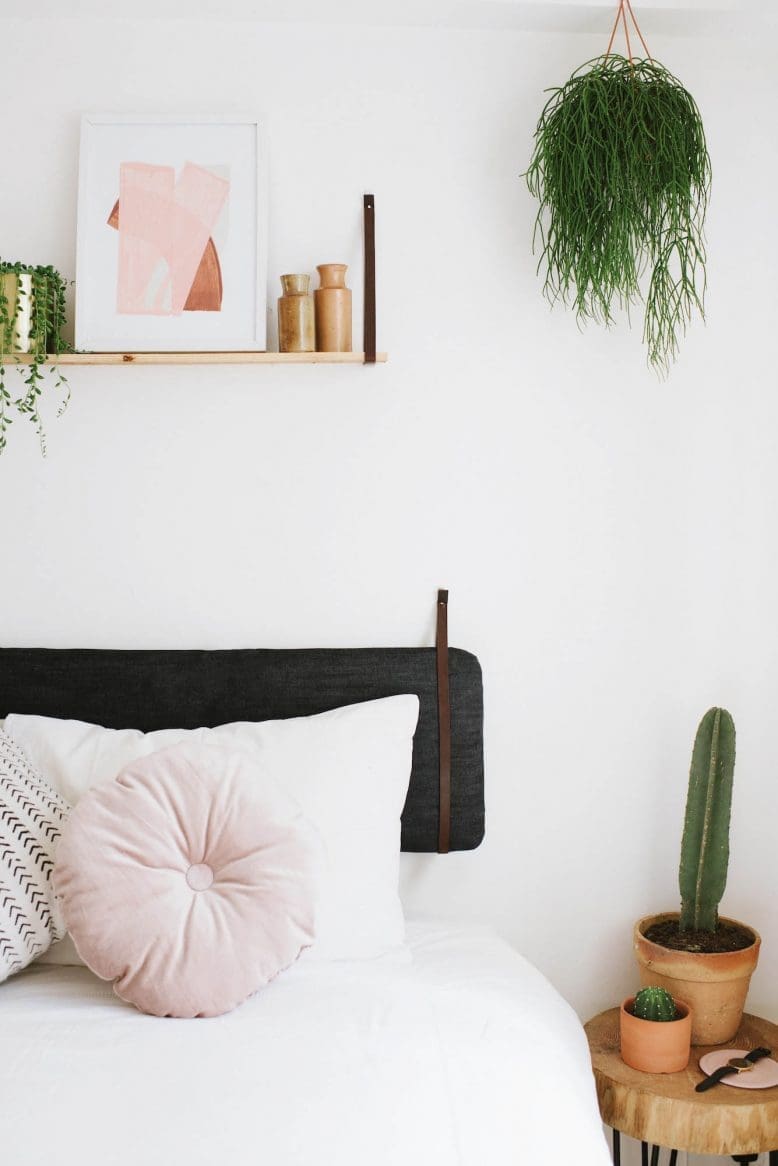 Cushion headboard