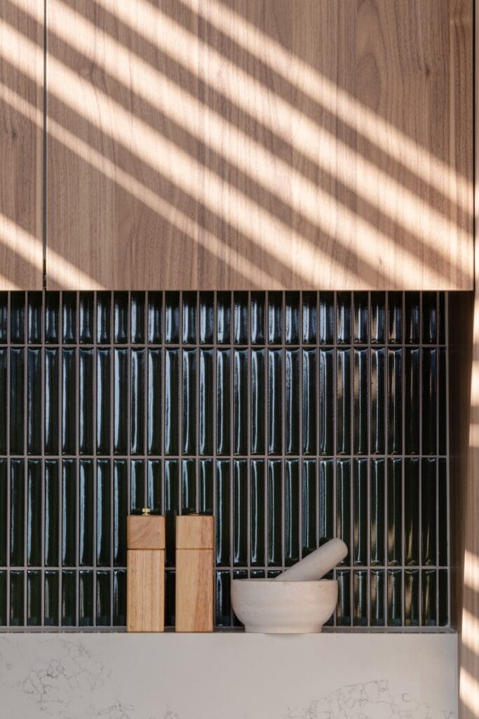 Close up details of the clever kitchen ledge