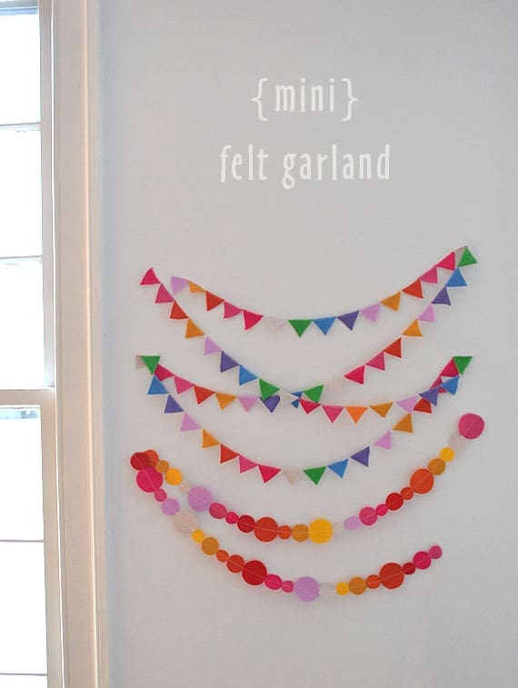Mini felt garland DIY decoration