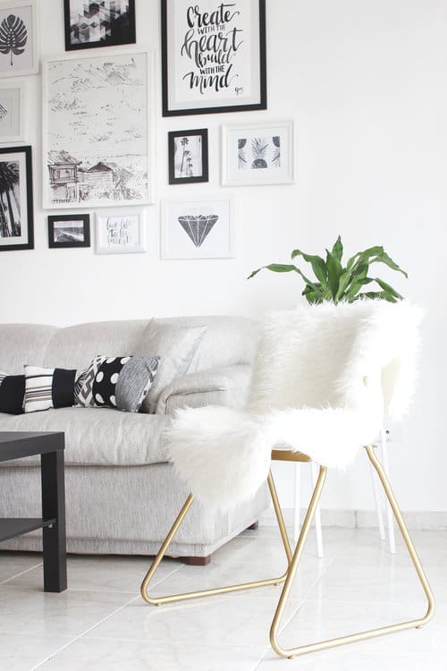 gold-chair_thekeyitem
