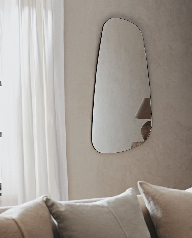 irregular mirror