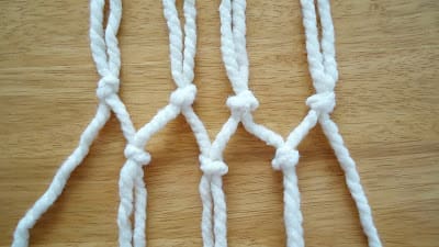Knotting the rope