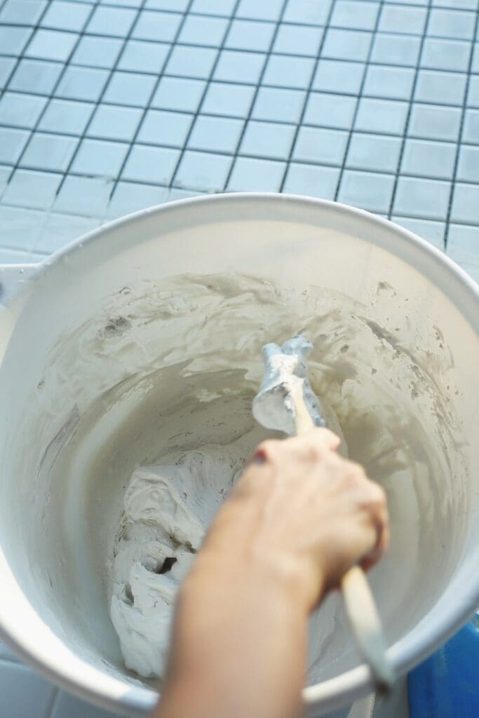Mixing tile grout