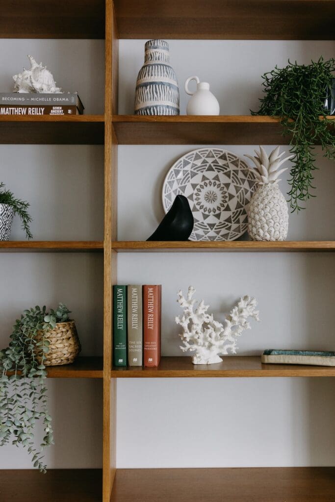 Coastal shelf styling details