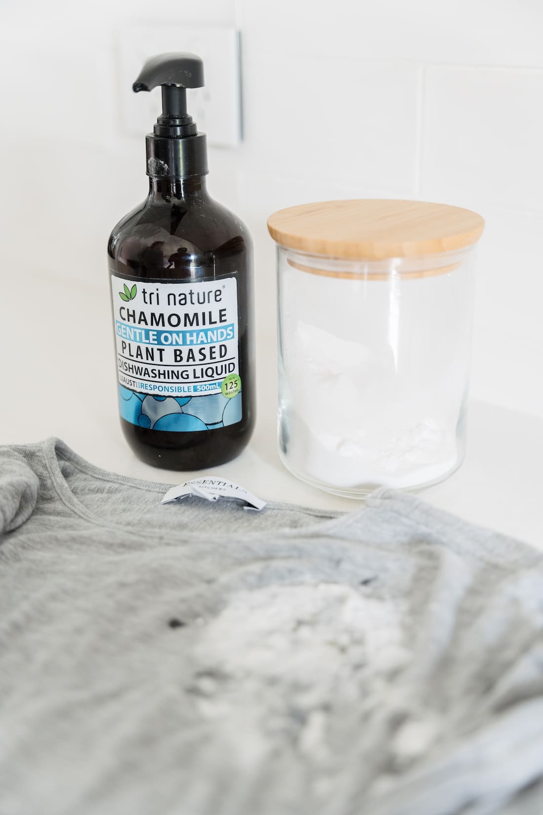 How to easily remove oil stains 