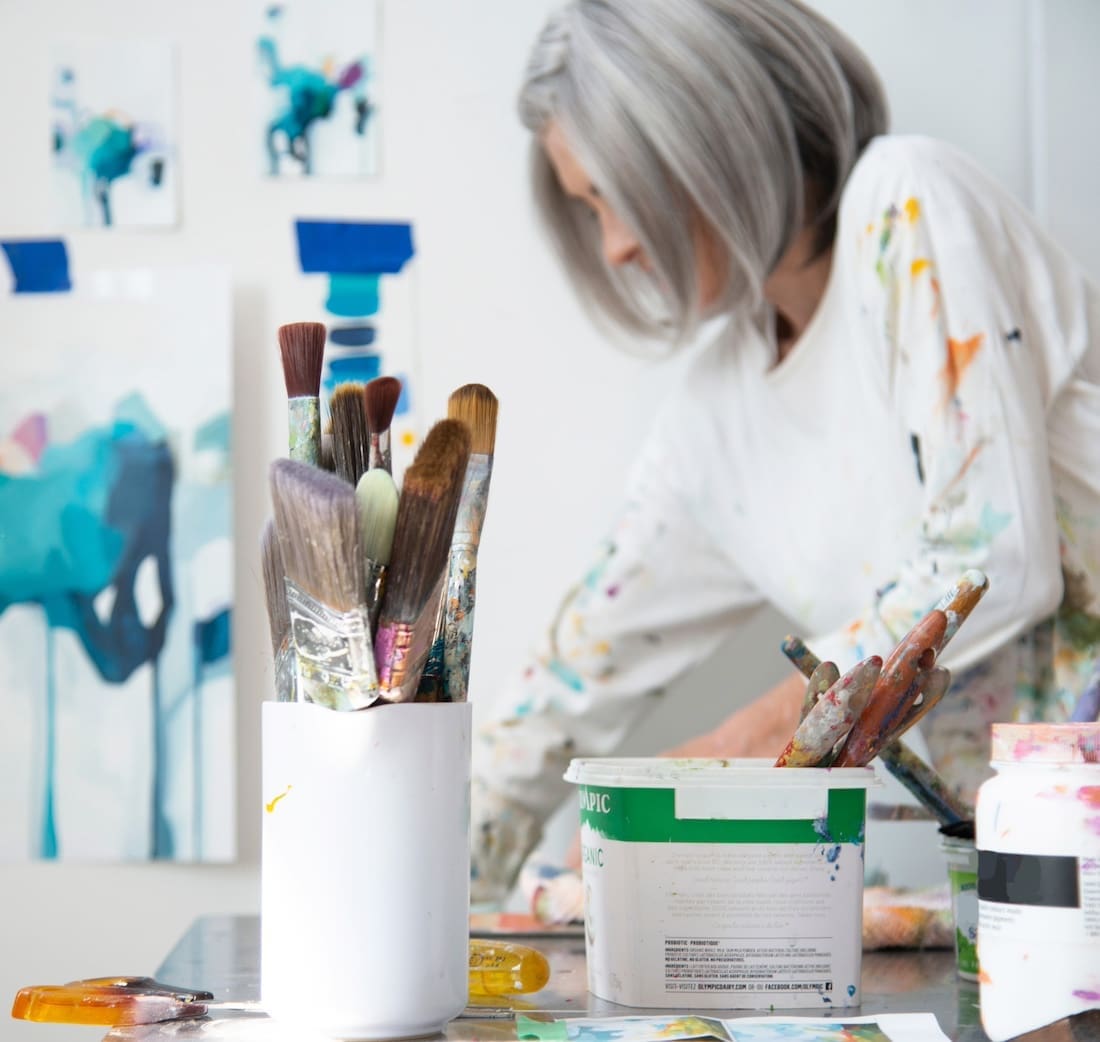 Susannah Bleasby from Susannah Bee Art in studio