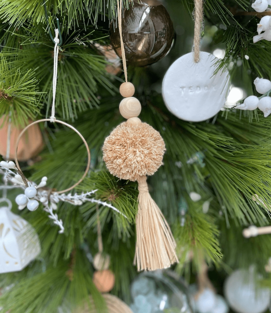 Natural pom pom Christmas decoration